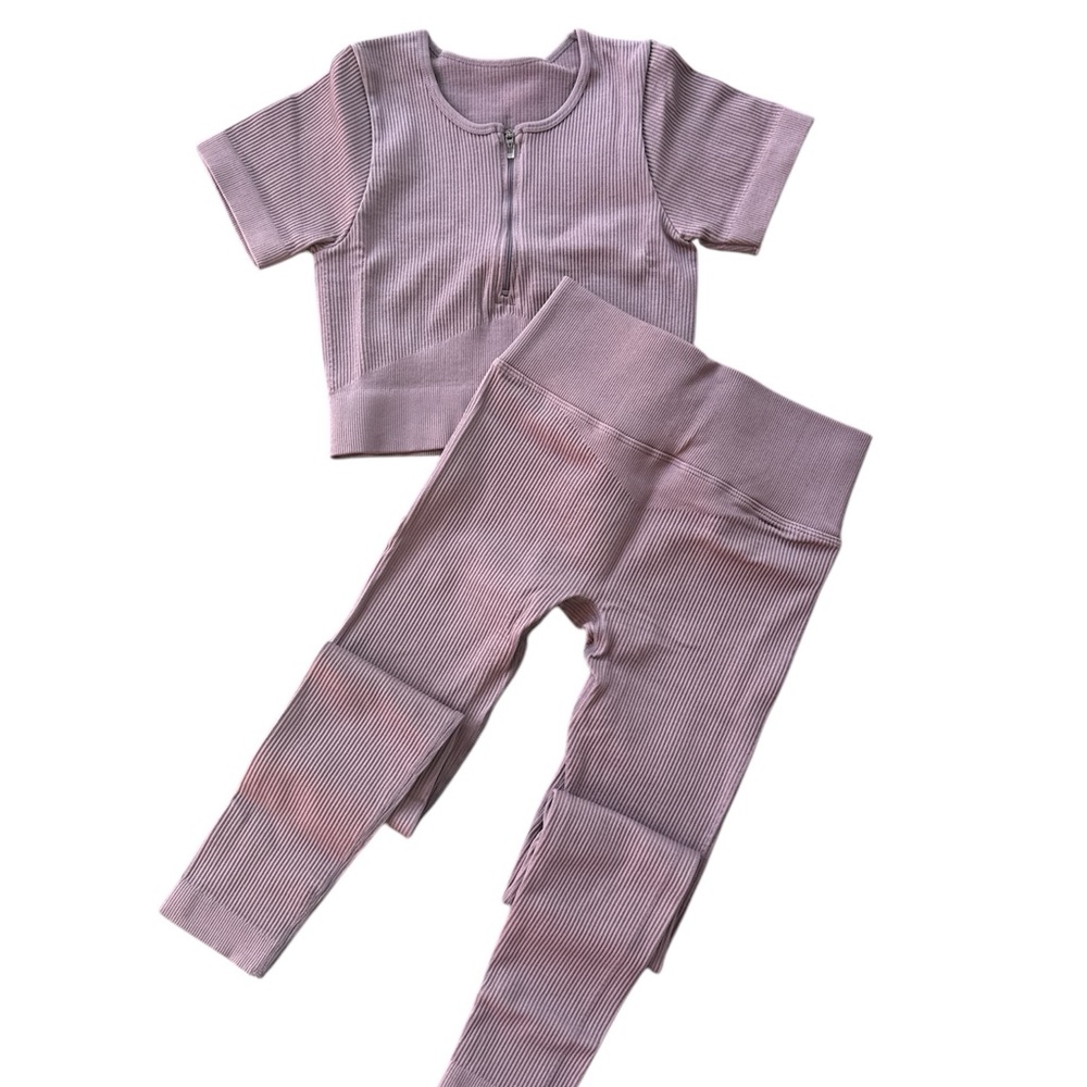 Stylish Ribbed Two-Piece Set in Mauve - Picture 3 of 3